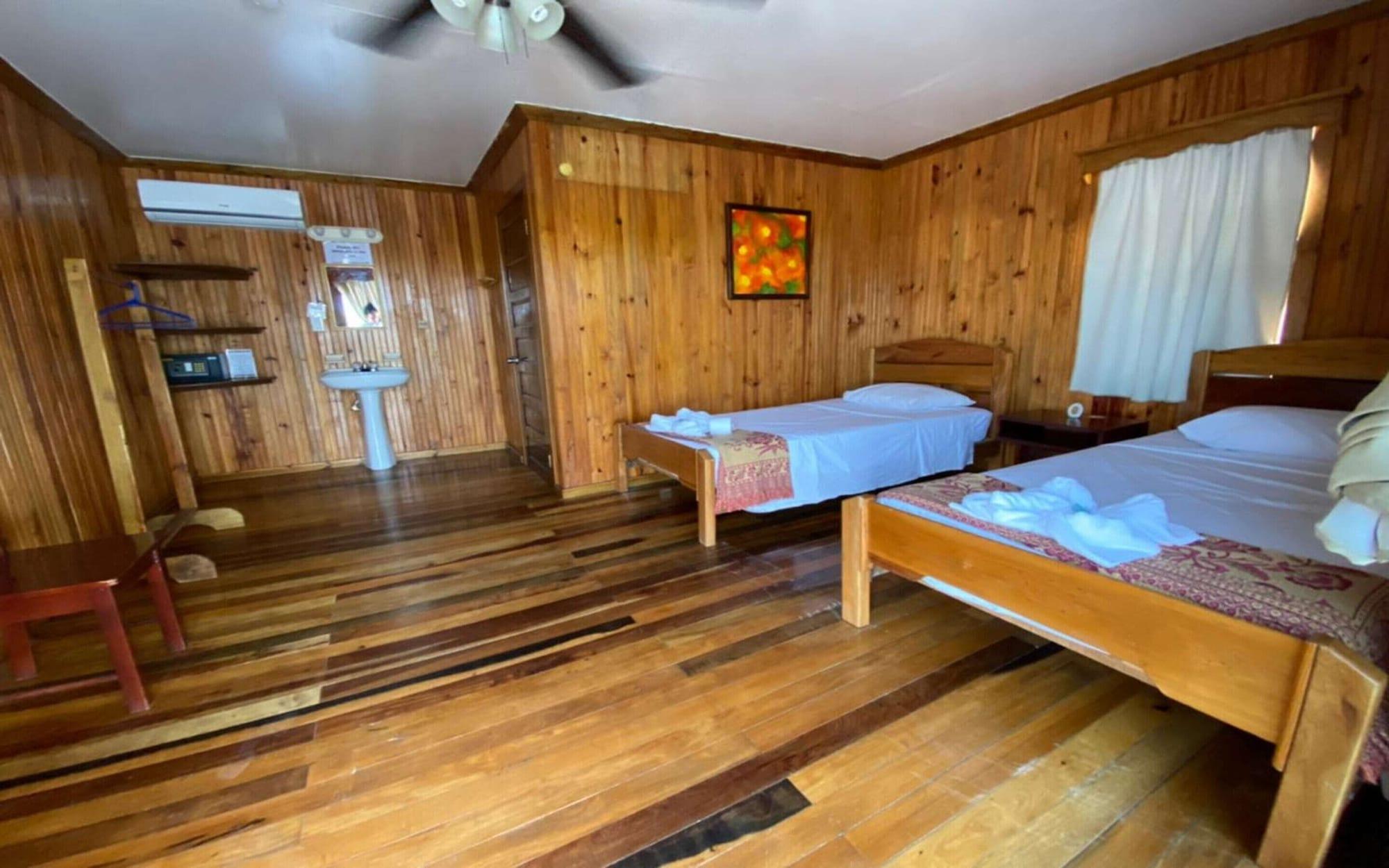 Pedro'S Hotel & Inn San Pedro  Εξωτερικό φωτογραφία